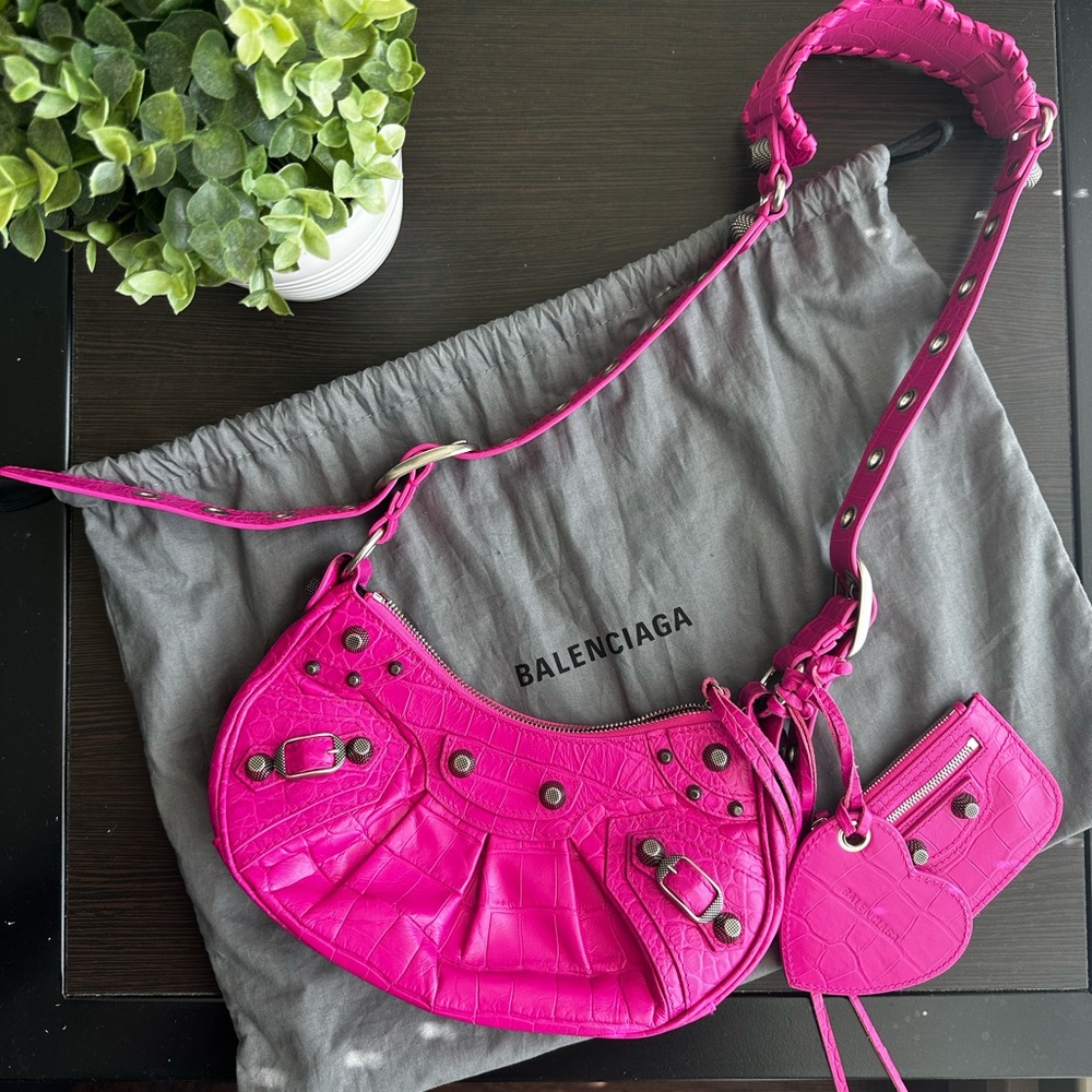 Balenciaga Le Cagole